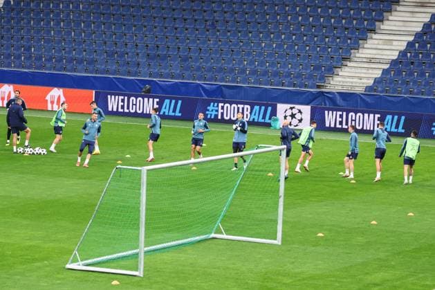 SOCCER - UEFA CL, RBS vs Kyiv SALZBURG,AUSTRIA,26.AUG.24 - SOCCER - UEFA Champions League, qualification, Red Bull Salzburg vs FC Dynamo Kyiv, preview, training Kyiv. Image shows players of Kyiv.  GEPAxpictures xDavidxGeieregger