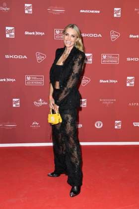 Anna Kraft bei der Ankunft zu der Preisverleihung des BILD-Award am 26.08.2024 in der Fischauktionshalle in Hamburg