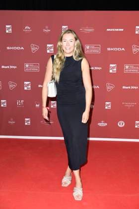 Laura Nolte (Olympiasiegerin im Zweierbob) bei der Ankunft zu der Preisverleihung des BILD-Award am 26.08.2024 in der Fischauktionshalle in Hamburg