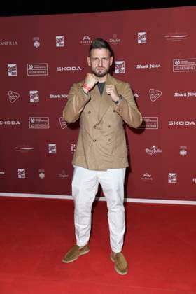 Ulrich Manuel Uli Hebel bei der Ankunft zu der Preisverleihung des BILD-Award am 26.08.2024 in der Fischauktionshalle in Hamburg