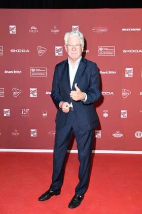 Marcel Reif bei der Ankunft zu der Preisverleihung des BILD-Award am 26.08.2024 in der Fischauktionshalle in Hamburg