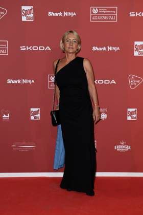 Heidi Beckenbauer bei der Ankunft zu der Preisverleihung des BILD-Award am 26.08.2024 in der Fischauktionshalle in Hamburg