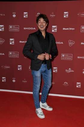Matze Knop bei der Ankunft zu der Preisverleihung des BILD-Award am 26.08.2024 in der Fischauktionshalle in Hamburg