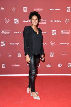 Navina Omilade (DFB-Team Europameisterin) bei der Ankunft zu der Preisverleihung des BILD-Award am 26.08.2024 in der Fischauktionshalle in Hamburg