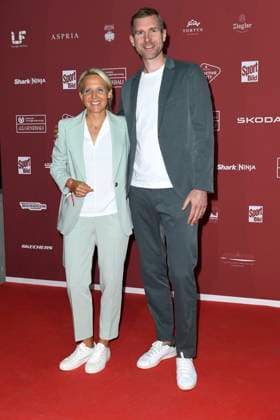 Friederike Kromp und Per Mertesacker bei der Verleihung vom Bild Award am 26.08.2024 in Hamburg Sport Bild Award 2024 Verleihung in Hamburg
