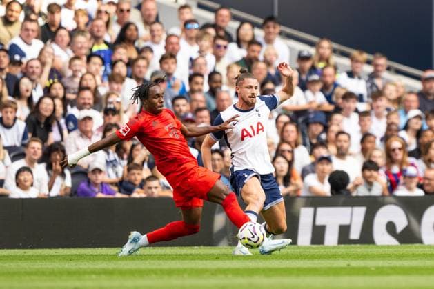 Tottenham Hotspur v FC Bayern Munich, football friendly, London, England London, England. 10th, August 2024. Radu DraguÈ™in of Tottenham Hotspur and Mathys Tel of Bayern Munich seen during the club football friendly between Tottenham Hotspur and Bayern Munich at the Tottenham Hotspur Stadium in London. London England  Copyright: xGonzalesxPhoto FrederikkexJensenx