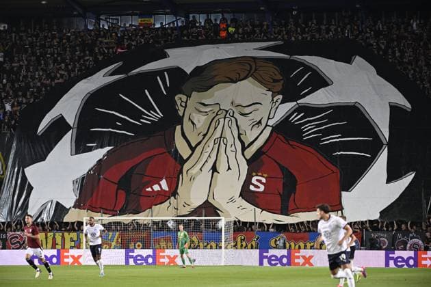 Fans of Sparta Prague in action during the Football Champions League 4th qualifying round Return match: Sparta Prague vs Malmo FF in Prague, Czech Republic, August 27, 2024. (CTKxPhoto KaterinaxSulova) CTKPhotoP2024082707152  CTKPhotoP2024082707152