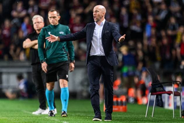 240827 Head coach Henrik Rydström of Malmö FF during the UEFA Champions League football match between Sparta Prague and Malmö FF on August 27, 2024 in Prague. Photo: Mathilda Ahlberg BILDBYRAN kod MA MA0710 fotboll football soccer fotball champions league sparta prag malmö ff bbeng Copyright: MATHILDAxAHLBERG BB240827MA095