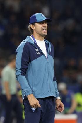 SOCCER - UEFA CL, RBS vs Kyiv SALZBURG,AUSTRIA,27.AUG.24 - SOCCER - UEFA Champions League, qualification, Red Bull Salzburg vs FC Dynamo Kyiv. Image shows head coach Olexandr Schowkowskyj (Kyiv).  GEPAxpictures xMathiasxMandl