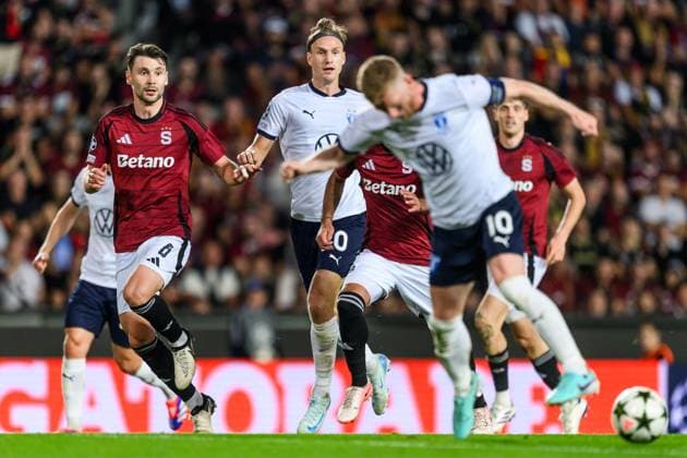240827 Kaan Kairinen of Sparta Prague and Erik Botheim of Malmö FF during the UEFA Champions League football match between Sparta Prague and Malmö FF on August 27, 2024 in Prague. Photo: Mathilda Ahlberg BILDBYRAN kod MA MA0710 fotboll football soccer fotball champions league sparta prag malmö ff bbeng Copyright: MATHILDAxAHLBERG BB240827MA109