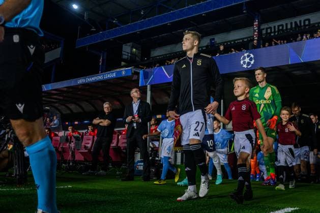 240827 Filip Panak of Sparta Prag ahead of the UEFA Champions League football match between Sparta Prague and Malmö FF on August 27, 2024 in Prague. Photo: Mathilda Ahlberg BILDBYRAN kod MA MA0710 fotboll football soccer fotball champions league sparta prag malmö ff bbeng sparta prague Copyright: MATHILDAxAHLBERG BB240827MA183