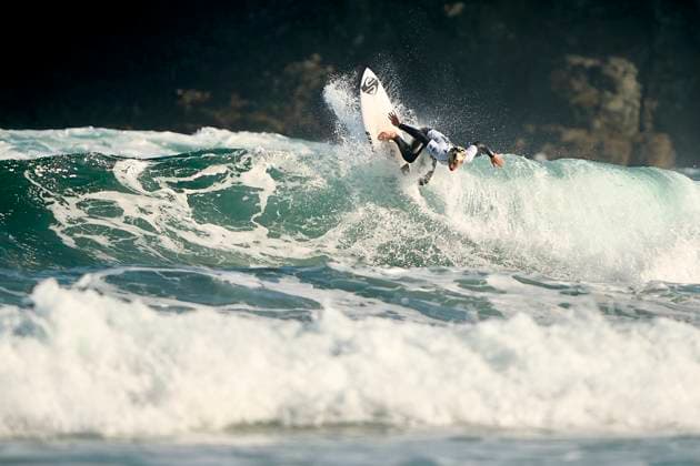 Sport Themen der Woche KW35 Sport Bilder des Tages ABANCA Pantin Classic Galicia Pro 2024 Alvaro De La Fuente of Spain surfs during day 1 of the ABANCA Pantin Classic Galicia Pro 2024 in Pantin Beach, La Coruna, Spain. Pantin Spain  Copyright: xJosexManuelxAlvarezxReyx originalFilename:alvarezrey-notitle240827_npAgz.jpg