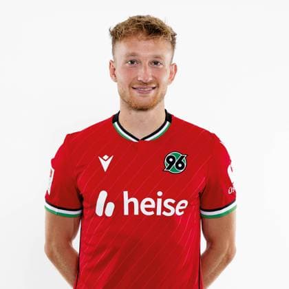 Jannik Dehm, Hannover 96. Porträttermin Saison 2024 2025 2. BL Bundesliga Copyright: Hannover 96 Lars Kaletta; Fussball GER Porträt Vorstellung Präsentation Pressetermin Headshot Headshots xptt