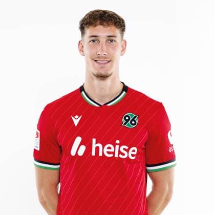 Phil Neumann, Hannover 96. Porträttermin Saison 2024 2025 2. BL Bundesliga Copyright: Hannover 96 Lars Kaletta; Fussball GER Porträt Vorstellung Präsentation Pressetermin Headshot Headshots xptt