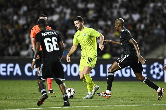 Qarabag v GNK Dinamo Zagreb - UEFA Champions Qualifying Play-Off: Second Leg BAKU, AZERBAIJAN - AUGUST 28: Martin Baturina of Dinamo Zagreb in action during the UEFA Champions Qualifying Play-Off Second Leg match between Qarabag and GNK Dinamo Zagreb at Tofiq Bahramov Stadium on August 28, 2024 in Baku, Azerbaijan.  MarkoxLukunic PIXSELL