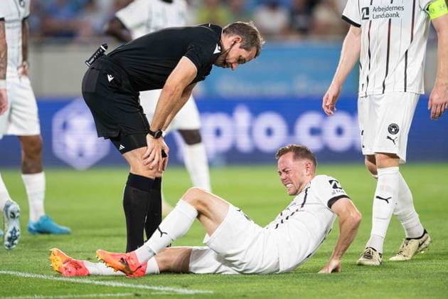 Joel Andersson on the ground, UEFA Champions league quali match, SK Slovan Bratislava - FC Midtjylland, 28. august 2024 Copyright: xMICHALxFAJT,ZOSPORTU.SKx DSC_7785
