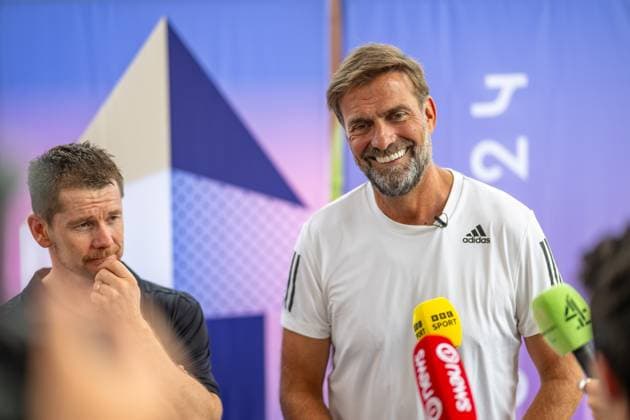 Sport Themen der Woche KW35 Sport Bilder des Tages Paralympic Games (Para Badminton); Paris, 29.08.2024 Jürgen Klopp an an den Paralympic Games (Para Badminton) in der Aréna Porte de La Chapelle in Paris, am Donnerstag, 29. August 2024 *** Paralympic Games Para Badminton Paris, 29 08 2024 Jürgen Klopp at the Paralympic Games Para Badminton at the Aréna Porte de La Chapelle in Paris, on Thursday, August 29, 2024 Copyright: xBEAUTIFULxSPORTS TobiasxLacknerx