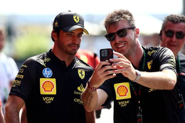 29.08.2024, xsvx, Motorsport FIA Formel 1, Großer Preis von Italien 2024 emspor, v.l. Carlos Sainz (Ferrari) Startnummer 55 (FIA REGULATIONS PROHIBIT ANY USE OF PHOTOGRAPHS as IMAGE SEQUENCES and or QUASI-VIDEO) Monza