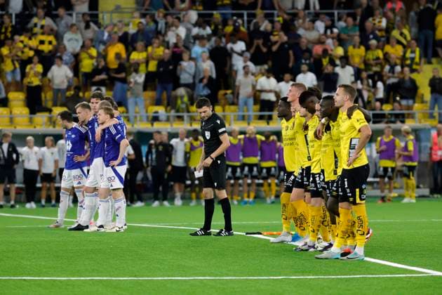 BORAS, SVERIGE 20240829 Lagen ställer upp inför straffläggning under torsdagens kvalmatch till Europa League mellan IF Elfsborg och Molde FK pa Boras Arena. BORAS SVERIGE x9200x