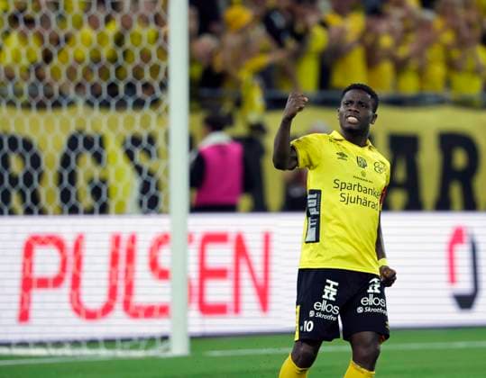 BORAS, SVERIGE 20240829 Elfsborgs Michael Badoo jublar efter att han satt sin straff under torsdagens kvalmatch till Europa League mellan IF Elfsborg och Molde FK pa Boras Arena. BORAS SVERIGE x9200x