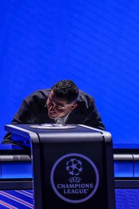 29th of August 2024 - UEFA CHAMPIONS LEAGUE KICK OFF 2024 2025 - DRAW LOTTERY WITH AI - FORUM GRIMALDI ronaldo (cristiano) is laughing with buffon (gianluigi) because he is stretching during the draw lottery MONACO MONACO Copyright: xSPORTPIXPRESSx xFREDxPORCUx