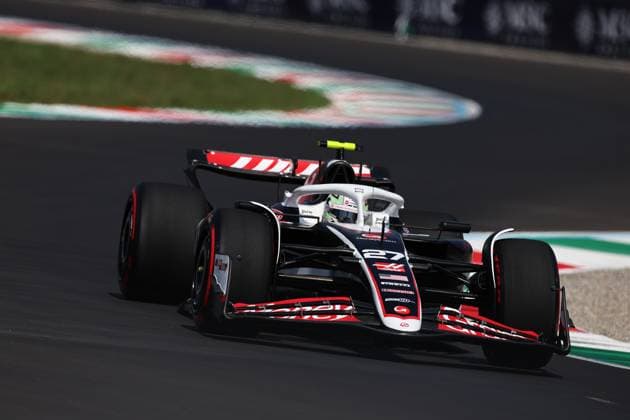 Nico Hulkenberg of Germany and Haas F1 in Aktion, Practice, F1 Grand Prix of Italy, Autodromo Nazionale Monza am 30. August 2024 in Monza, Italy. (Foto von Diogo Cardoso DeFodi Images) Nico Hulkenberg of Germany and Haas F1 in action, Practice, F1 Grand Prix of Italy, Autodromo Nazionale Monza on August 30, 2024 in Monza, Italy. (Photo by Diogo Cardoso DeFodi Images) Defodi-645_f1ita20240830_2058