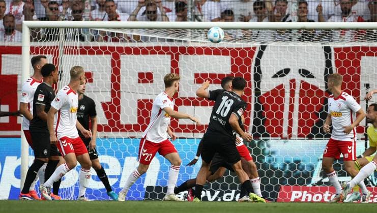 Tor 0-1 Meyerhöfer . 2.Bundesliga - Spieltag 4 , Jahn Regensburg - Greuther Fürth . Fußball , in Jahnstadion , Regensburg , Bayern , Deutschland . August 30, 2024 - Photo: Ipa Photo Pressefoto DENL Copyright: xx