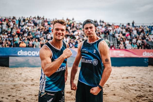 Beachvolleyball Männer Allianz German Beach Tour Deutsche Beachvolleyball-Meisterschaft 2024 30.08.2024 v.l. Daniel Kirchner und Sven Winter Timmendorfer Strand Ahmann-Hager-Arena Schleswig-Holstein Deutschland