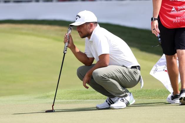 ATLANTA, GA - AUGUST 30: Xander Schauffele (USA) during the opening round of the 2024 FedExCup Playoffs Tour Championship on August 30, 2024 at East Lake Golf Club in Atlanta, Georgia. (Photo by Michael Wade Icon Sportswire) GOLF: AUG 30 PGA, Golf Herren FedExCup Playoffs - TOUR Championship EDITORIAL USE ONLY Icon08302425
