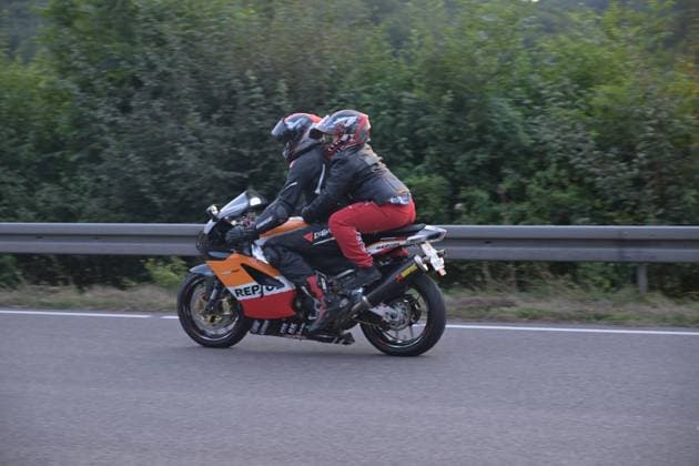 RECORD DATE NOT STATED Glemseck 101 ist eines der grössten Motorradtreffen in Europa. An der früheren Solitude Rennstrecke zwischen Stuttgart und Leonberg treffen sich hier hunderte Motorradfans Ende August.