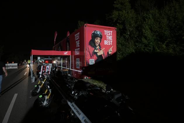 RECORD DATE NOT STATED Glemseck 101 ist eines der grössten Motorradtreffen in Europa. An der früheren Solitude Rennstrecke zwischen Stuttgart und Leonberg treffen sich hier hunderte Motorradfans Ende August.