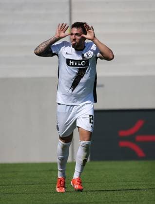 31.08.2024, xmohx, Fussball 2.Bundesliga, SV Elversberg - SV Darmstadt 98 emspor, v.l. Luca Schnellbacher (SV Elversberg) celebrate the goal, Der Torjubel zum 2:0 (DFL DFB REGULATIONS PROHIBIT ANY USE OF PHOTOGRAPHS as IMAGE SEQUENCES and or QUASI-VIDEO) Elversberg