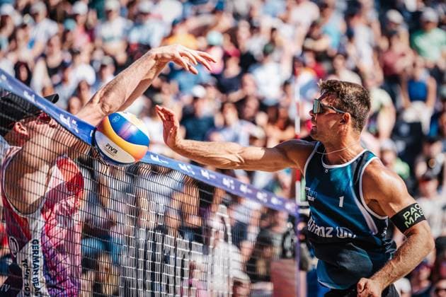Beachvolleyball Männer Allianz German Beach Tour Deutsche Beachvolleyball-Meisterschaft 2024 31.08.2024 v.l. Philipp Huster und Daniel Kirchner Timmendorfer Strand Ahmann-Hager-Arena Schleswig-Holstein Deutschland