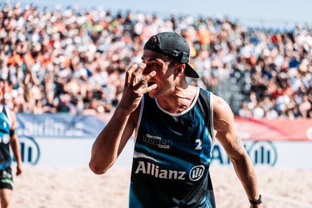 Beachvolleyball Männer Allianz German Beach Tour Deutsche Beachvolleyball-Meisterschaft 2024 31.08.2024 Sven Winter ist sauer Timmendorfer Strand Ahmann-Hager-Arena Schleswig-Holstein Deutschland