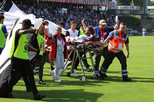 31.08.2024, Fussball, Herren, 2. Bundesliga, Saison 2024 2025, SV 07 Elversberg - SV Darmstadt 98, Florian Le Joncour (SV 07 Elversberg) verletzt Elversberg Ursapharm-Arena an der Kaiserlinde Saarland Deutschland (DE)