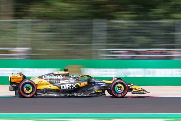 Oscar Piastri (McLaren) in der Variante Della Roggia, 3 Freies Training, Grosser Preis von Italien, Motorsport, Herren, Formel 1, 31.08.2024 Monza Lombardei Italien