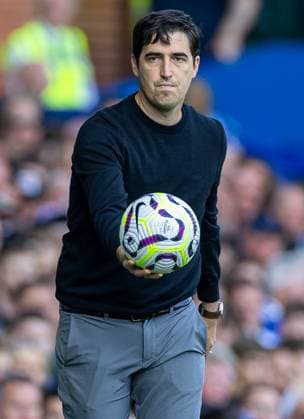 Football - FA Premier League - Everton FC v AFC Bournemouth LIVERPOOL, ENGLAND - Saturday, August 31, 2024: Bournemouth s manager Andoni Iraola during the FA Premier League match between Everton FC and AFC Bournemouth at Goodison Park. (Photo by David Rawcliffe Propaganda) LIVERPOOL Goodison Park MERSEYSIDE ENGLAND  Copyright: xDavidxRawcliffex P2024-08-31-Everton_Bournemouth-47