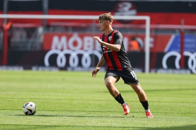 3. Liga; FC Ingolstadt 04 - TSV 1860 München; Niclas Dühring (18, FCI) 3. Liga - FC Ingolstadt 04 Saison 2024 2025 TSV 1860 München