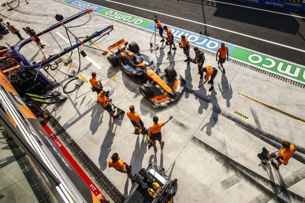 81 PIASTRI Oscar (aus), McLaren F1 Team MCL38, action during the Formula 1 Pirelli Gran Premio d’Italia 2024, Italian Grand Prix 2024, 16th round of the 2024 Formula One World Championship, WM, Weltmeisterschaft from August 30 to September 1, 2024 on the Autodromo Nazionale Monza, in Monza, Italy - F1 - ITALIAN GRAND PRIX 2024 DPPI Panoramic  240831_R16_ITALIA_DP_EA013200