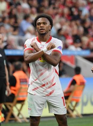 Sport Themen der Woche KW35 Sport Bilder des Tages Jubel 2:2 Lois Openda (RB Leipzig), LoÃ¯s Openda 31.08.2024, Fussball 1. Bundesliga, 2. Spieltag, Saison 2024 2025 Bayer 04 Leverkusen - RB Leipzig Leverkusen BayArena Nordrhein Westfalen Deutschland *** Jubel 2 2 Lois Openda RB Leipzig , Loï¯s Openda 31 08 2024, Soccer 1 Bundesliga, 2 Matchday, Season 2024 2025 Bayer 04 Leverkusen RB Leipzig Leverkusen BayArena Nordrhein Westfalen Germany Team2
