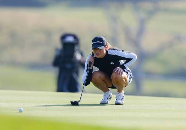 31st August 2024; The O& x2019;Meara Course at Carton House, Maynooth, County Kildare, Ireland; KPMG Womens Irish Open Golf, Round 3; Annabel Dimmock (ENG) lines up her putt on the 18th green  ActionPlus12688265 PeterxFitzpatrick