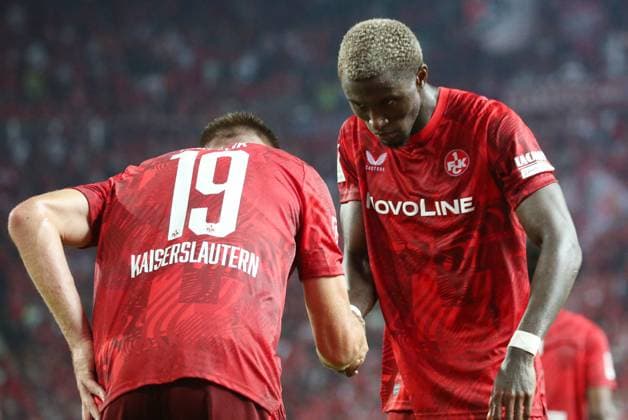 2:1 FCK durch Aaron Opoku (17, FC Kaiserslautern) 31.08.2024, Fußball, 2. Bundesliga, FC Kaiserslautern - Hertha BSC Berlin, 4. Spieltag, Saison 2024 25, Fritz Walter Stadion, Kaiserslautern, Deutschland, zmdz, ** DFB & DFL regulations prohibit any use of photographs as image sequences and or quasi-video. ** FC Kaiserslautern - Hertha BSC Berlin