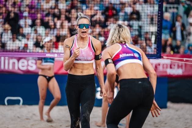 Beachvolleyball Frauen Allianz German Beach Tour Deutsche Beachvolleyball-Meisterschaft 2024 31.08.2024 Louisa Lippmann und Laura Ludwig jubel Timmendorfer Strand Ahmann-Hager-Arena Schleswig-Holstein Deutschland