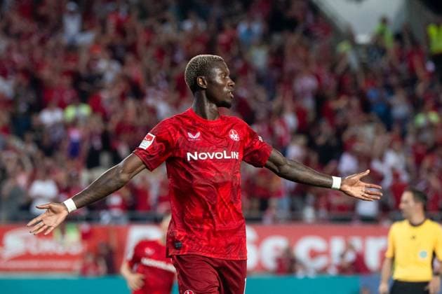 Aaron Opoku (FC Kaiserslautern, 17) jubelt ueber das Tor zum 2:1, GER, FC Kaiserslautern (FCK) vs Hertha BSC Berlin (BSC), Fussball 2. Bundesliga, 4. Spieltag, Saison 2024 2025, 31.08.2024 DFB DFL regulations prohibit any use of photographs as image sequences and or quasi-video GER, FC Kaiserslautern (FCK) vs Hertha BSC Berlin (BSC), Fussball 2. Bundesliga, 4. Spieltag, Saison 2024 2025, 31.08.2024 Kaiserslautern