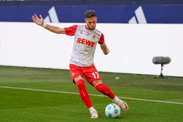 Fußball: 2. Bundesliga Saison 2024 - 2025, 4. Spieltag - FC Schalke 04 vs. 1. FC Köln - Veltins-Arena, Gelsenkirchen: Kölns Leart Paqarada