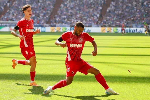 Linton Maina (1. FC Koeln) bejubelt seinen Treffer zum 0:2 mit Denis Husein-Basic (1. FC Koeln), 2. Bundesliga, FC Schalke 04 vs 1. FC Köln, Veltins-Arena am 01. September 2024 in Gelsenkirchen, Deutschland. (Foto von Marco Steinbrenner DeFodi Images) Linton Maina (1. FC Koeln) celebrates after scoring his teams second goal with Denis Husein-Basic (1. FC Koeln), 2. Bundesliga, FC Schalke 04 vs 1. FC Köln, Veltins-Arena, September 1, 2024 in Gelsenkirchen, Germany. (Photo by Marco Steinbrenner DeFodi Images) DFB DFL REGULATIONS PROHIBIT ANY USE OF PHOTOGRAPHS AS IMAGE SEQUENCES AND OR QUASI-VIDEO. Defodi-700_schalke_koeln_20240901_026