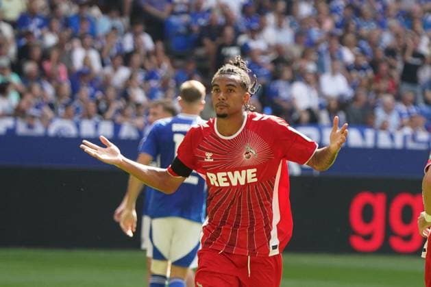 Fussball, 2.BL Saison 2024 2025 FC Schalke 04 vs 1.FC Köln , Arena auf Schalke, Gelsenkirchen, Damion Downs, FC Köln jubelt Aktion, Einzelbild
