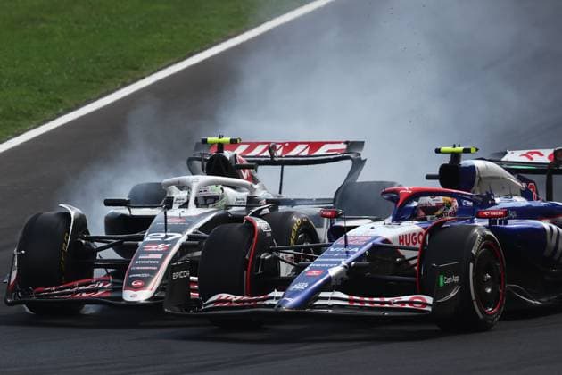 F1 Italian Grand Prix 2024 Nico Hulkenberg of Haas and Yuki Tsunoda of RB during the Formula 1 Italian Grand Prix at Autodromo Nazionale di Monza in Monza, Italy on September 1, 2024. Monza Italy  Copyright: xJakubxPorzyckix originalFilename:porzycki-f1italia240901_nphbn.jpg