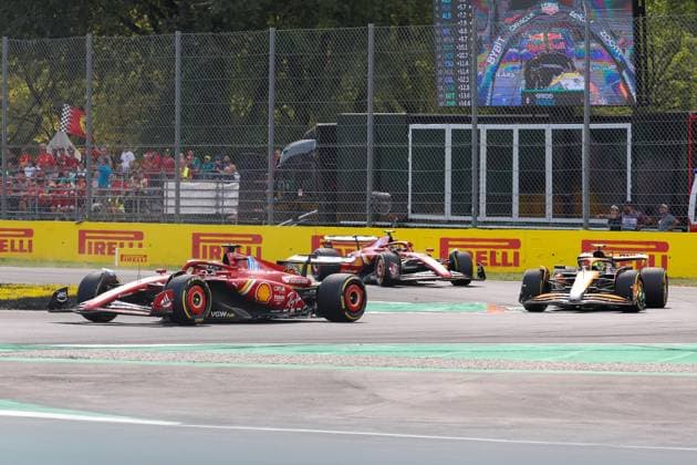 Charles Leclerc (Scuderia Ferrari HP), Lando Norris (McLaren), Carlos Sainz jr. (Scuderia Ferrari HP), Rennen, Grosser Preis von Italien, Motorsport, Herren, Formel 1, 01.09.2024 Monza Lombardei Italien