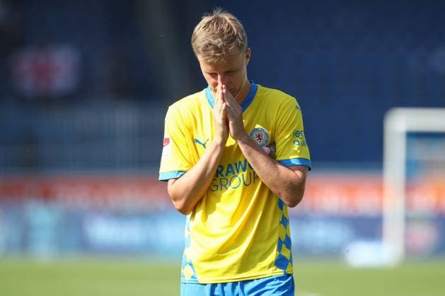 01.09.2024, xtgx, Fussball 2. Bundesliga, Eintracht Braunschweig - Karlsruher SC emspor, v.l. Robert Ivanov (Braunschweig, 5) enttaeuscht, enttäuscht, schaut enttaeuscht, niedergeschlagen, disappointed (DFL DFB REGULATIONS PROHIBIT ANY USE OF PHOTOGRAPHS as IMAGE SEQUENCES and or QUASI-VIDEO) Braunschweig